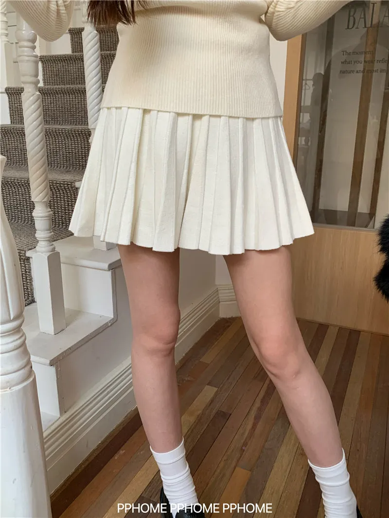 pleated knitted A-dress