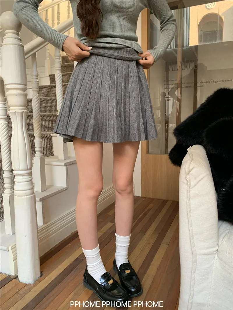 pleated knitted A-dress