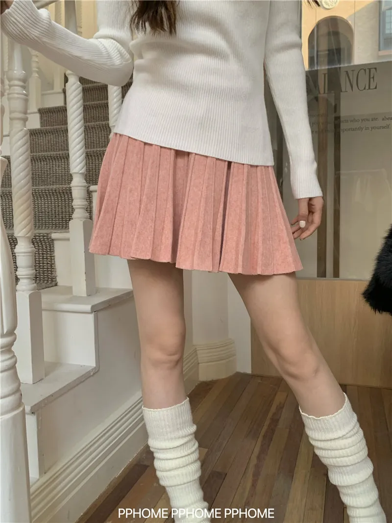 pleated knitted A-dress
