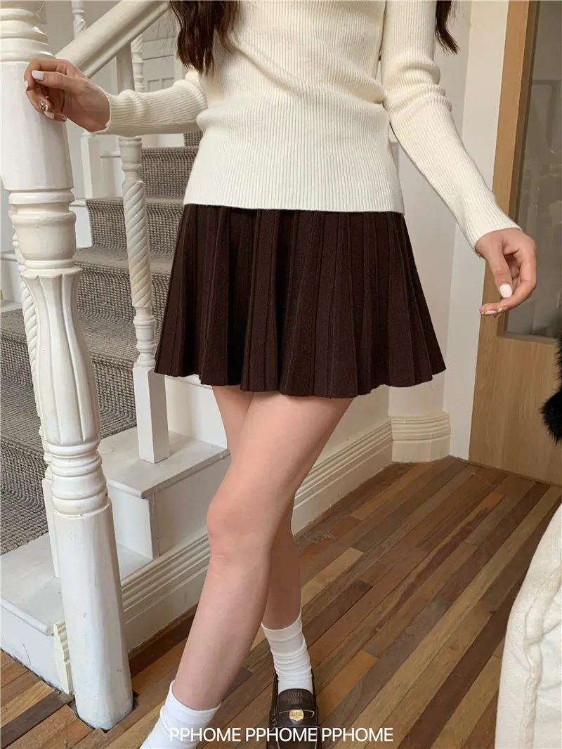 pleated knitted A-dress