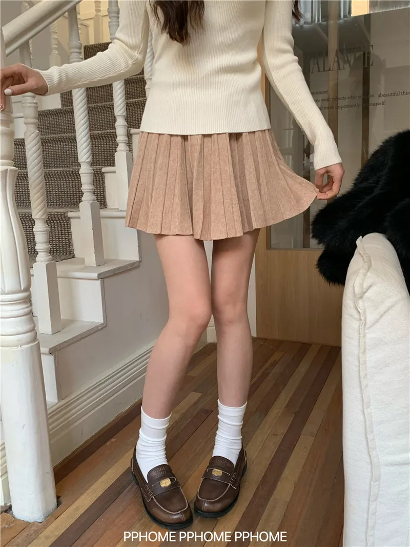pleated knitted A-dress