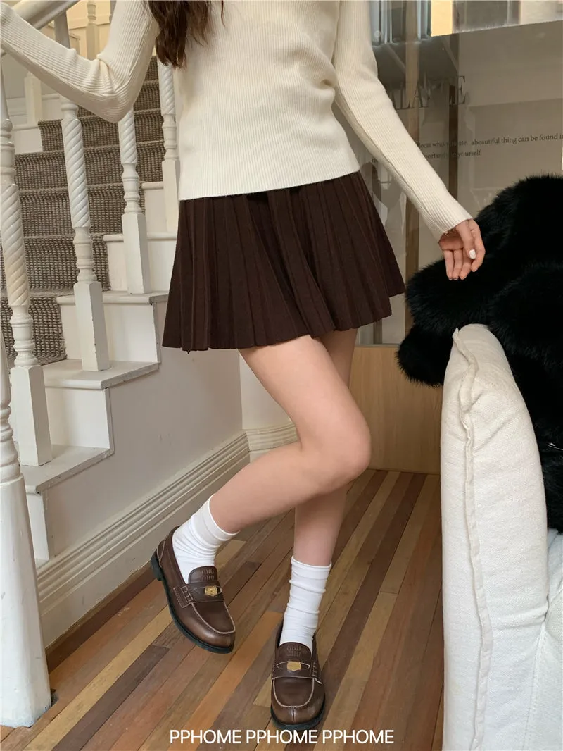 pleated knitted A-dress