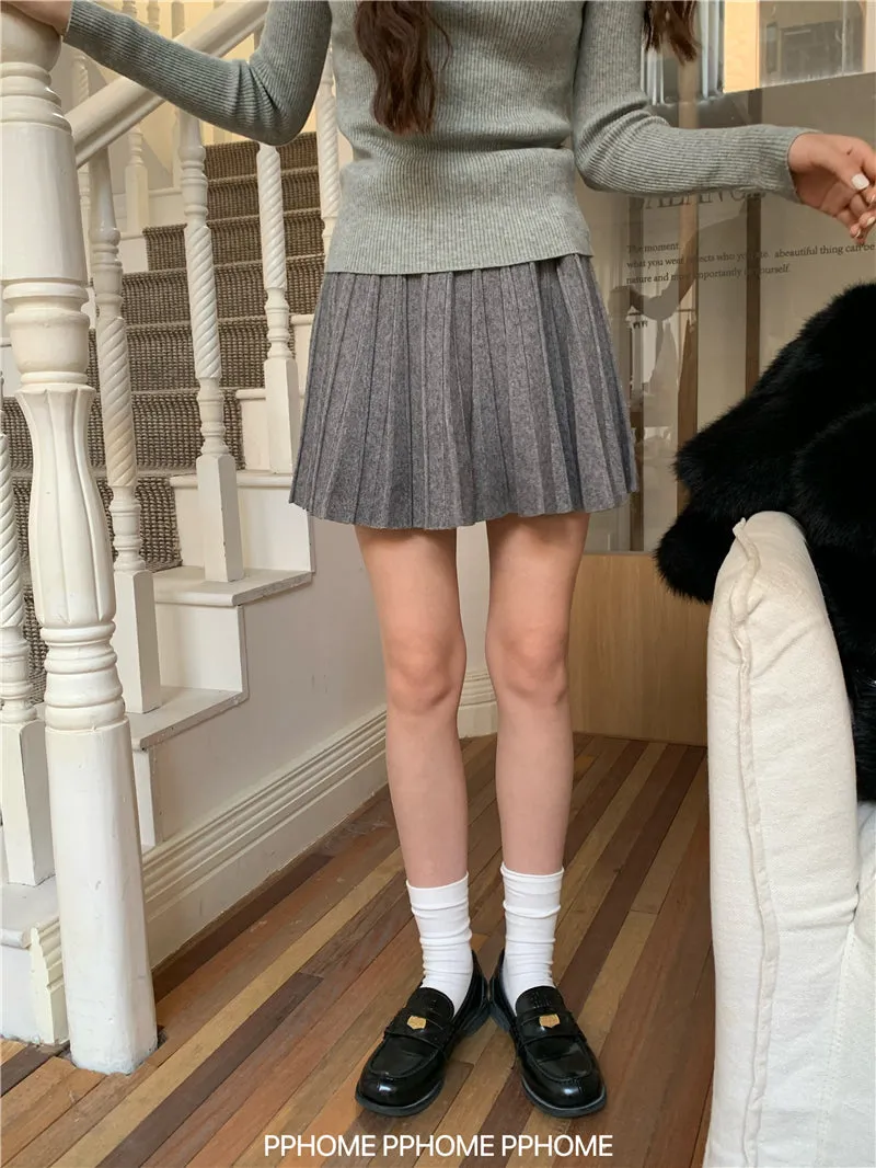 pleated knitted A-dress