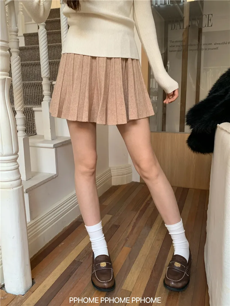 pleated knitted A-dress