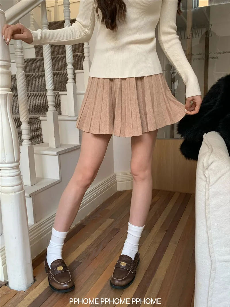 pleated knitted A-dress