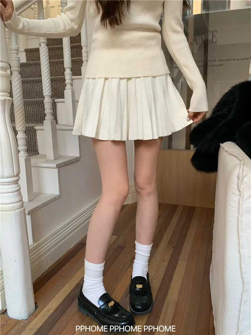 pleated knitted A-dress