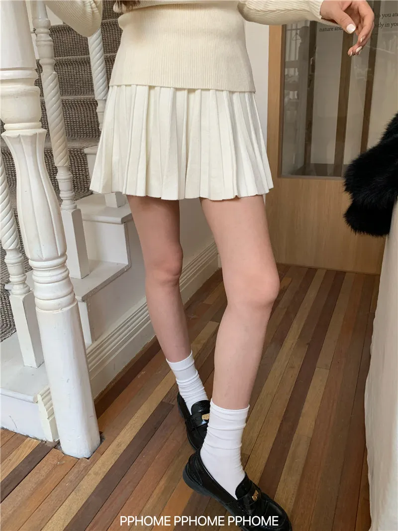 pleated knitted A-dress