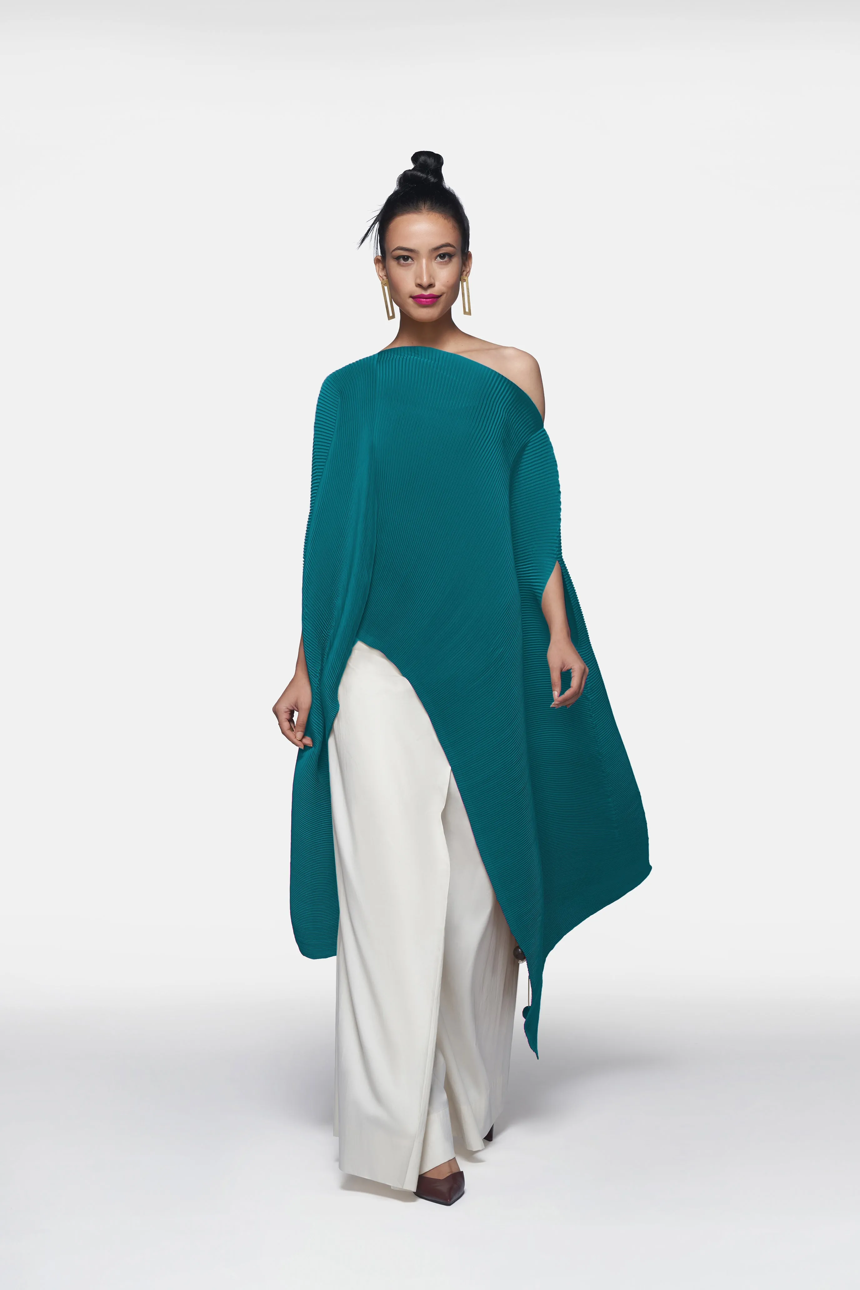 Pleated Long Poncho
