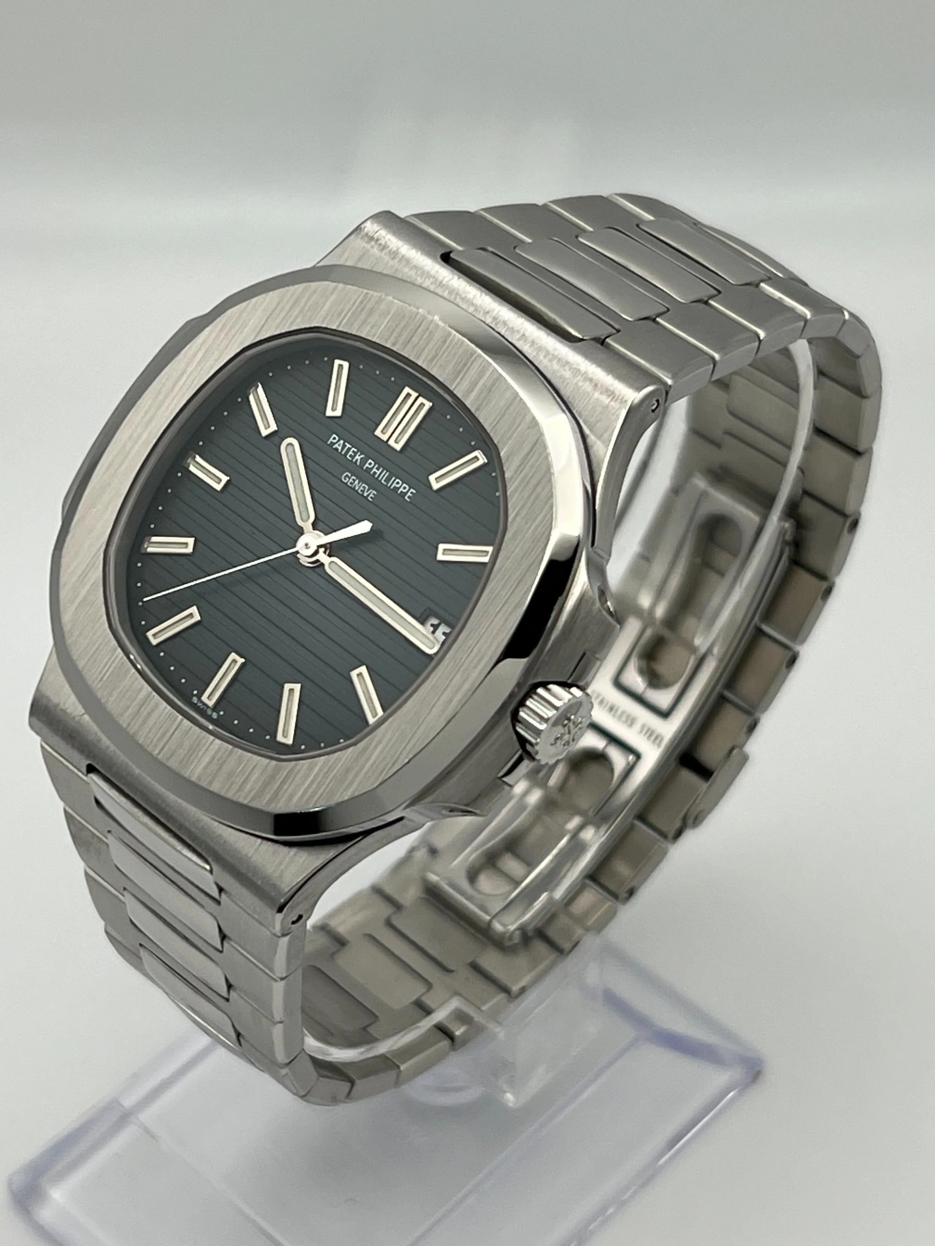 PP Luxury Watches Nautilus 5711/1A-001 Stainless Steel Blue Dial