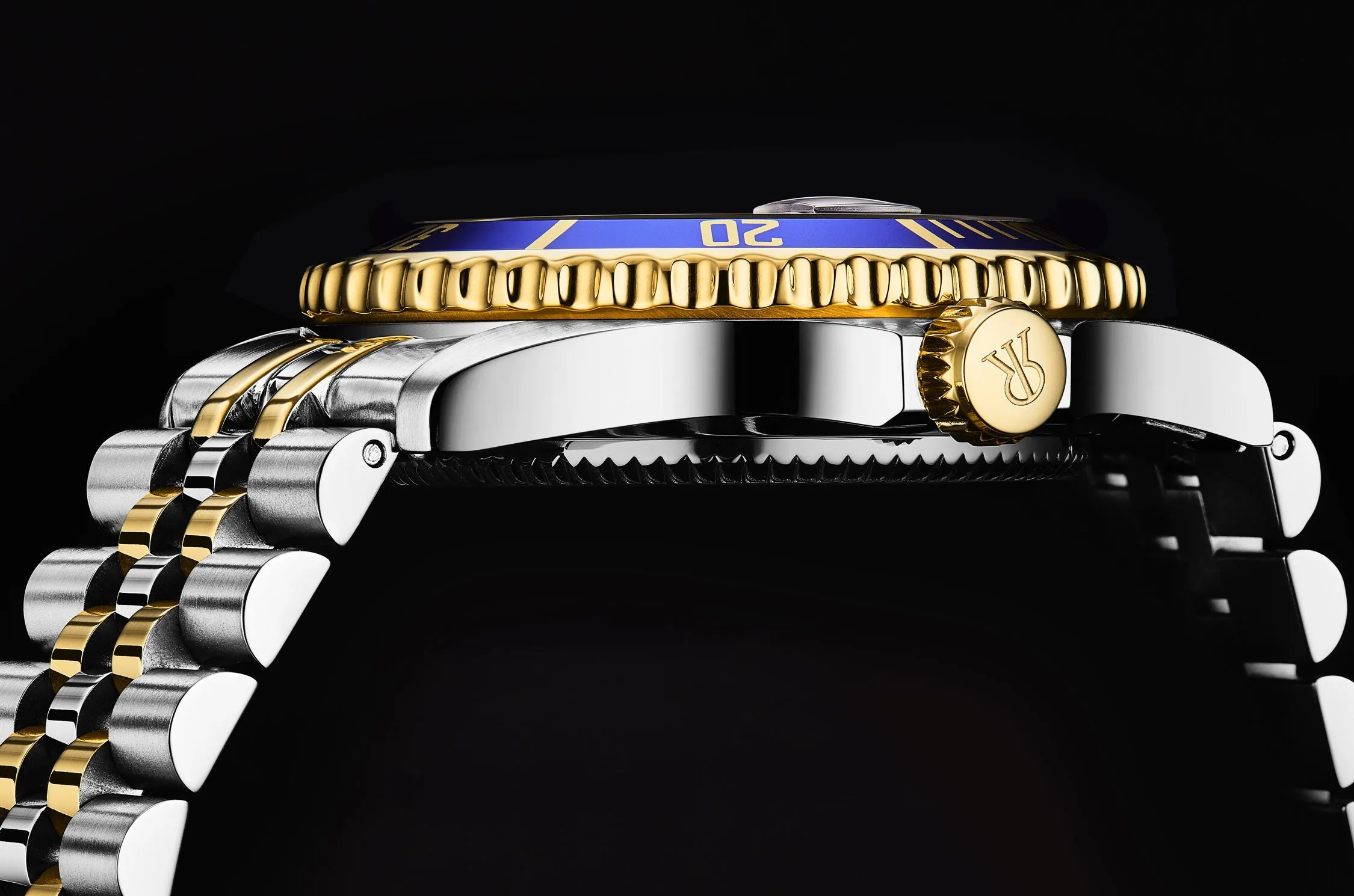 Revue Thommen Men's 'Diver' Blue Dial Two Tone Stainless Steel Bracelet Automatic Watch 17571.2245