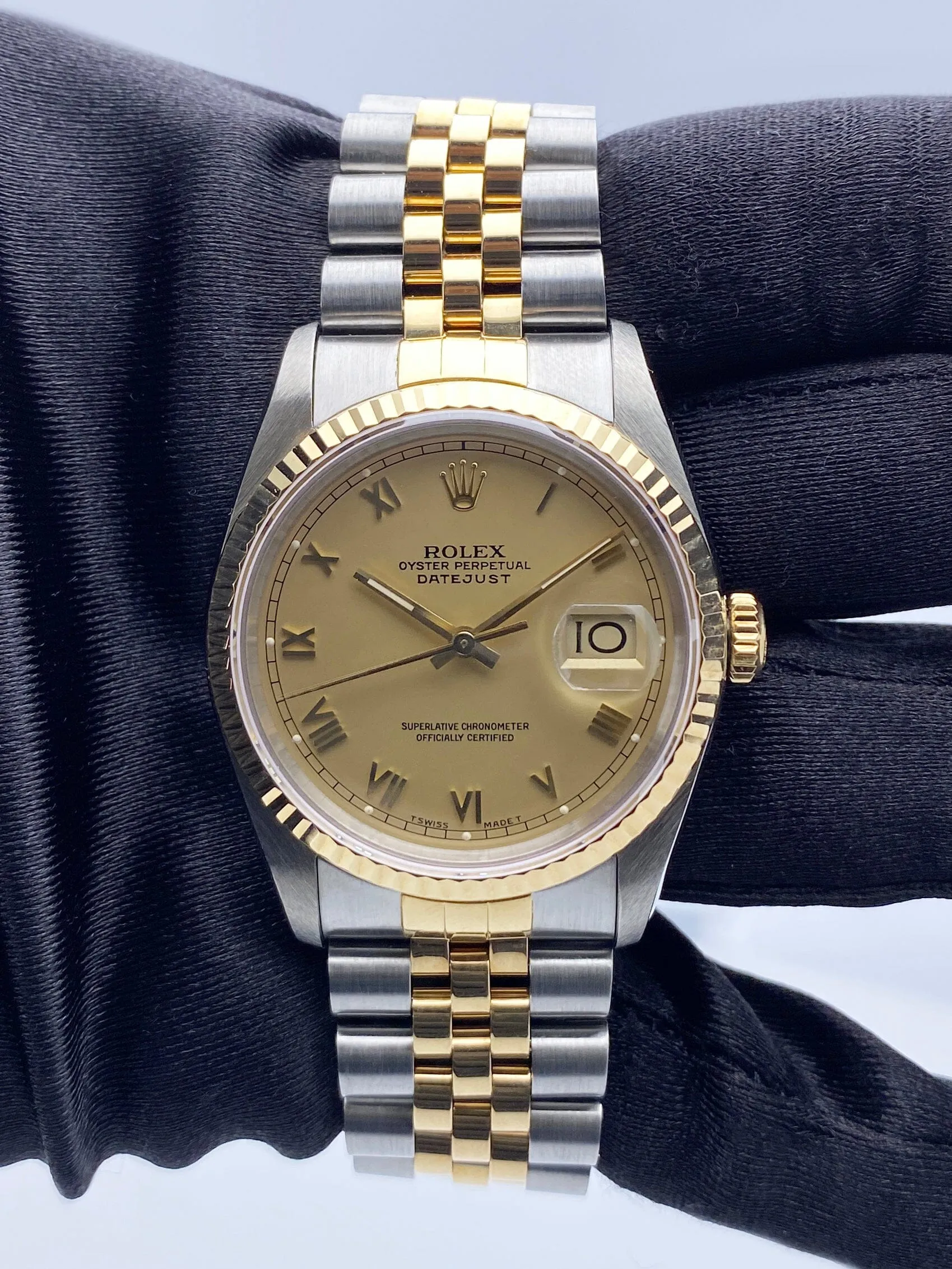 Rolex Datejust 16233 Champagne Dial Mens Watch