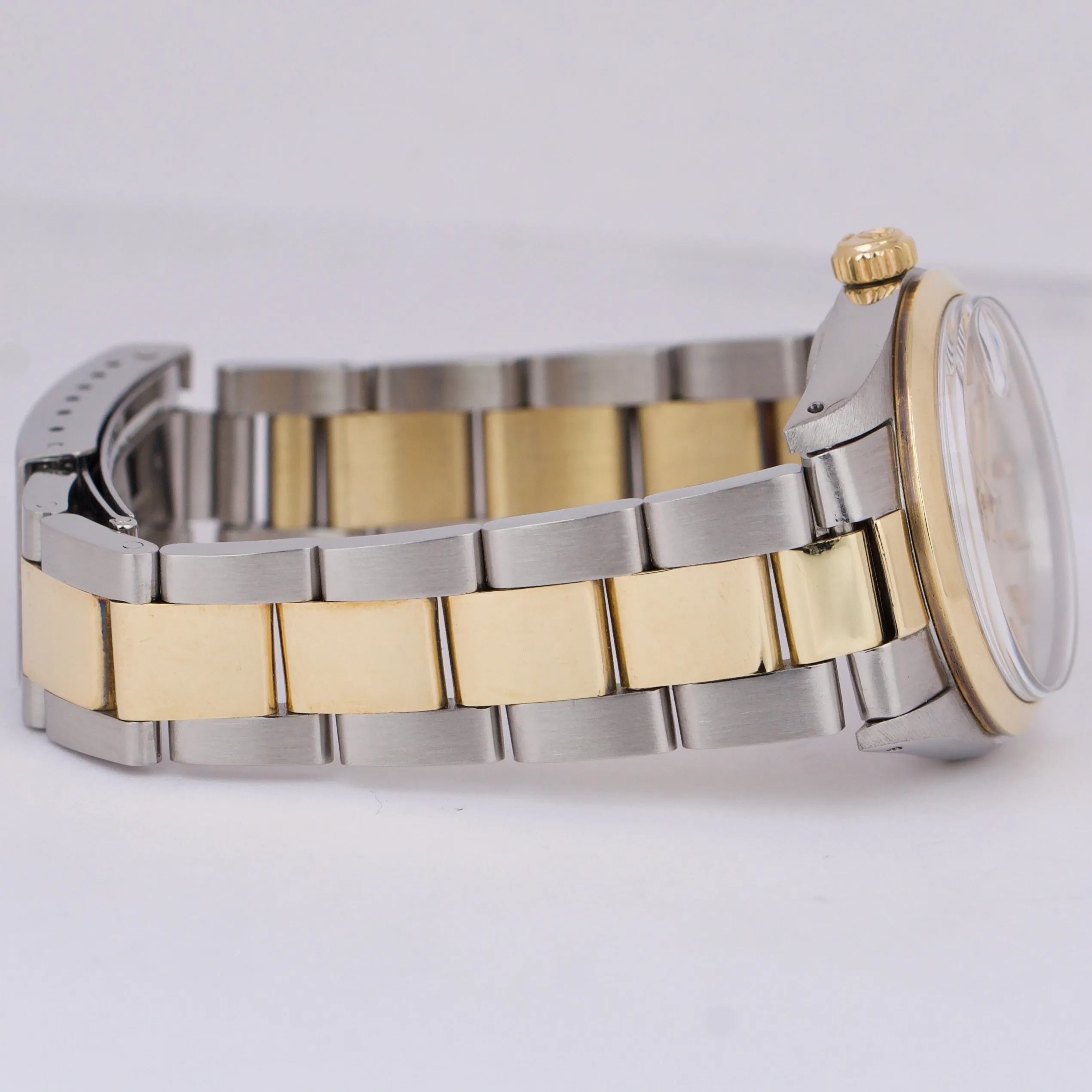 Rolex DateJust 31mm Silver Two-Tone 18k Gold Stainless Steel Oyster Watch 6824