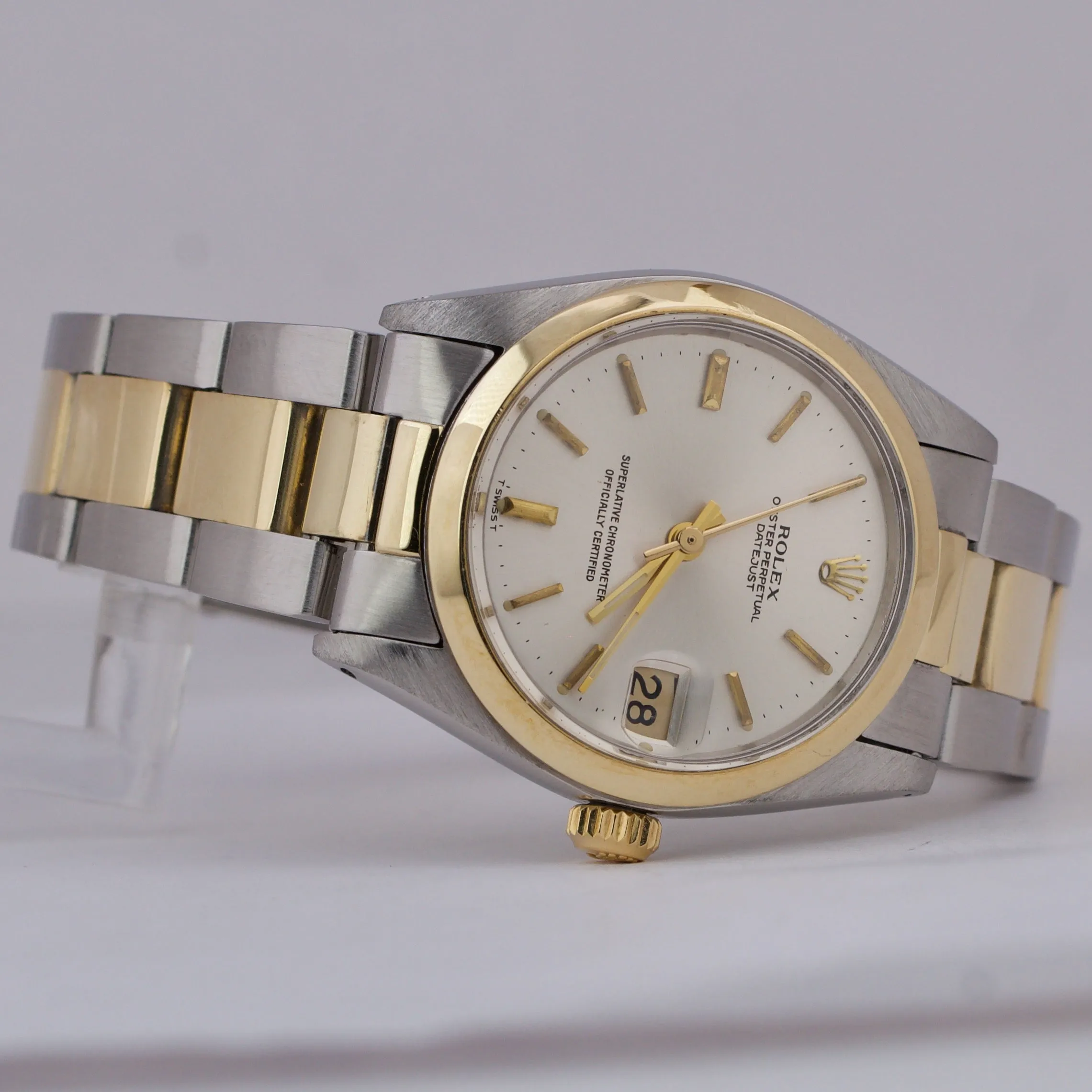 Rolex DateJust 31mm Silver Two-Tone 18k Gold Stainless Steel Oyster Watch 6824