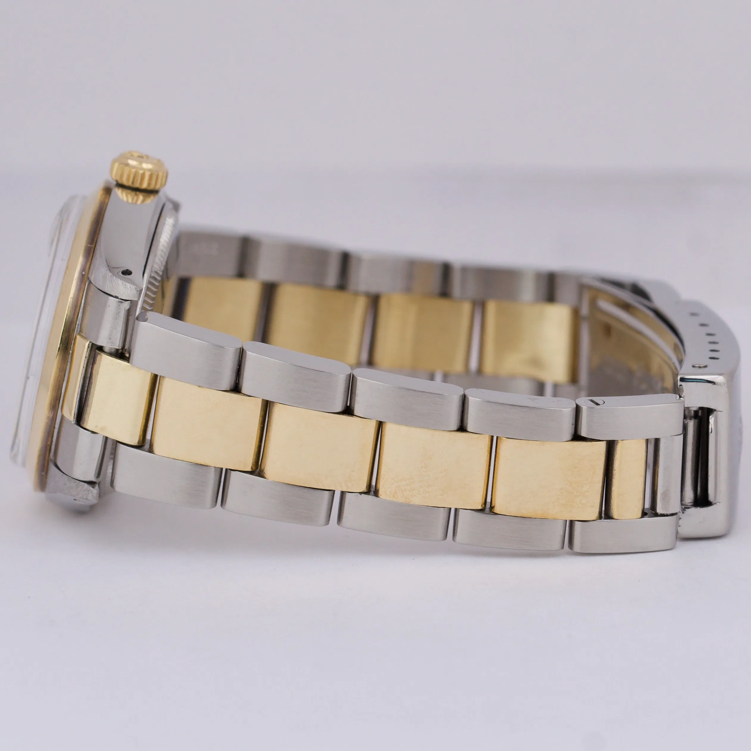 Rolex DateJust 31mm Silver Two-Tone 18k Gold Stainless Steel Oyster Watch 6824