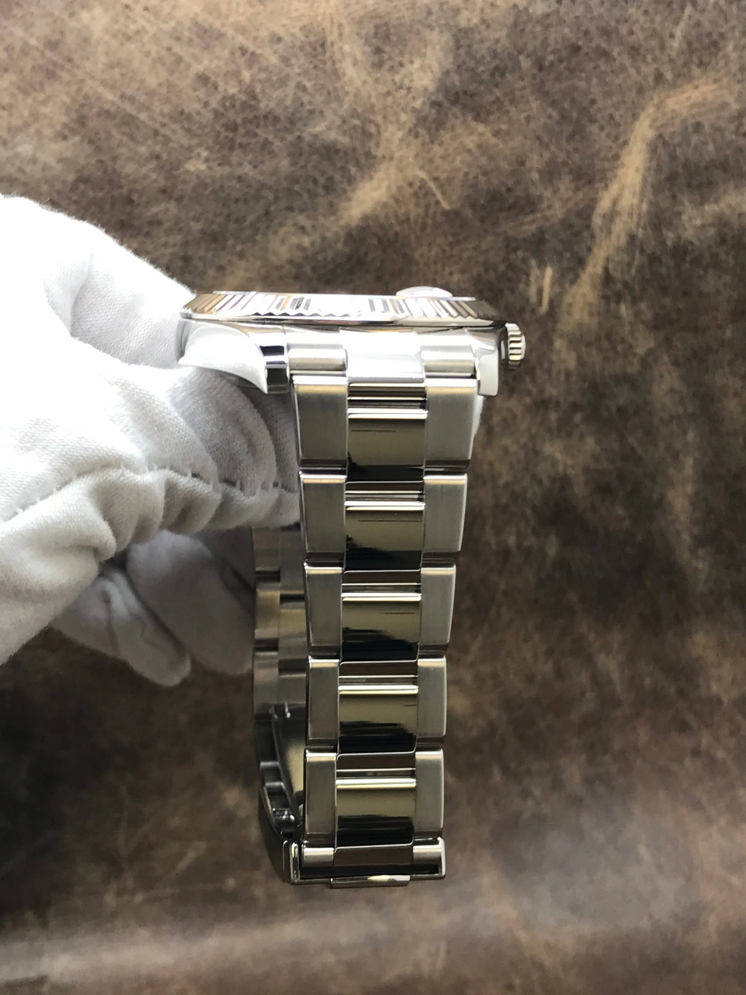 Rolex Datejust II 41mm 116334 White Dial Automatic Men's Watch