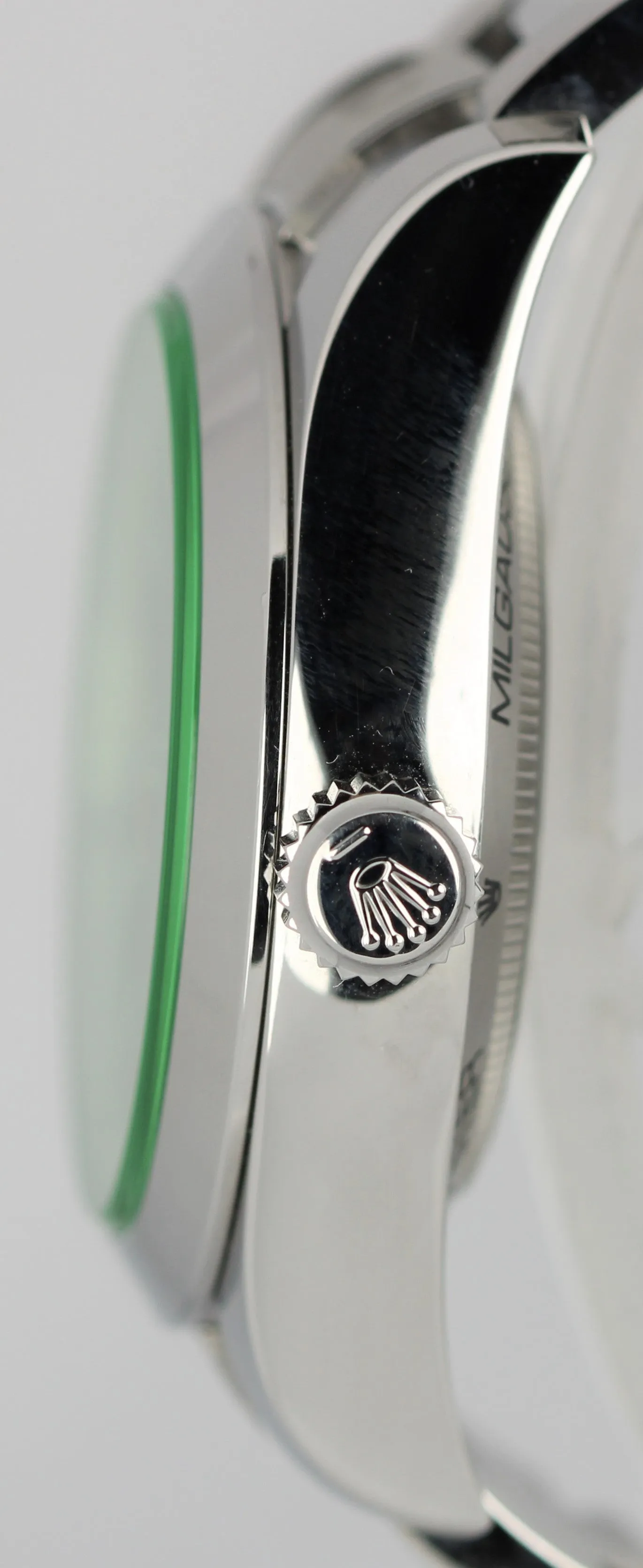Rolex Milgauss Stainless Steel Green Sapphire Black 40mm 116400GV Watch B P