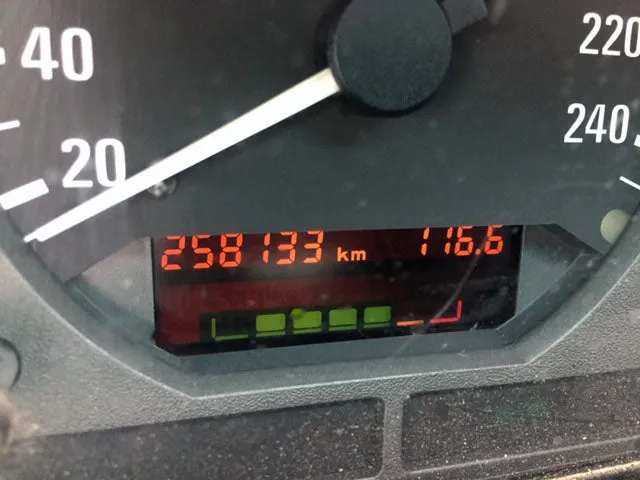 S2850 3' E36 Convertible 328i M52 AUTO 1998/10