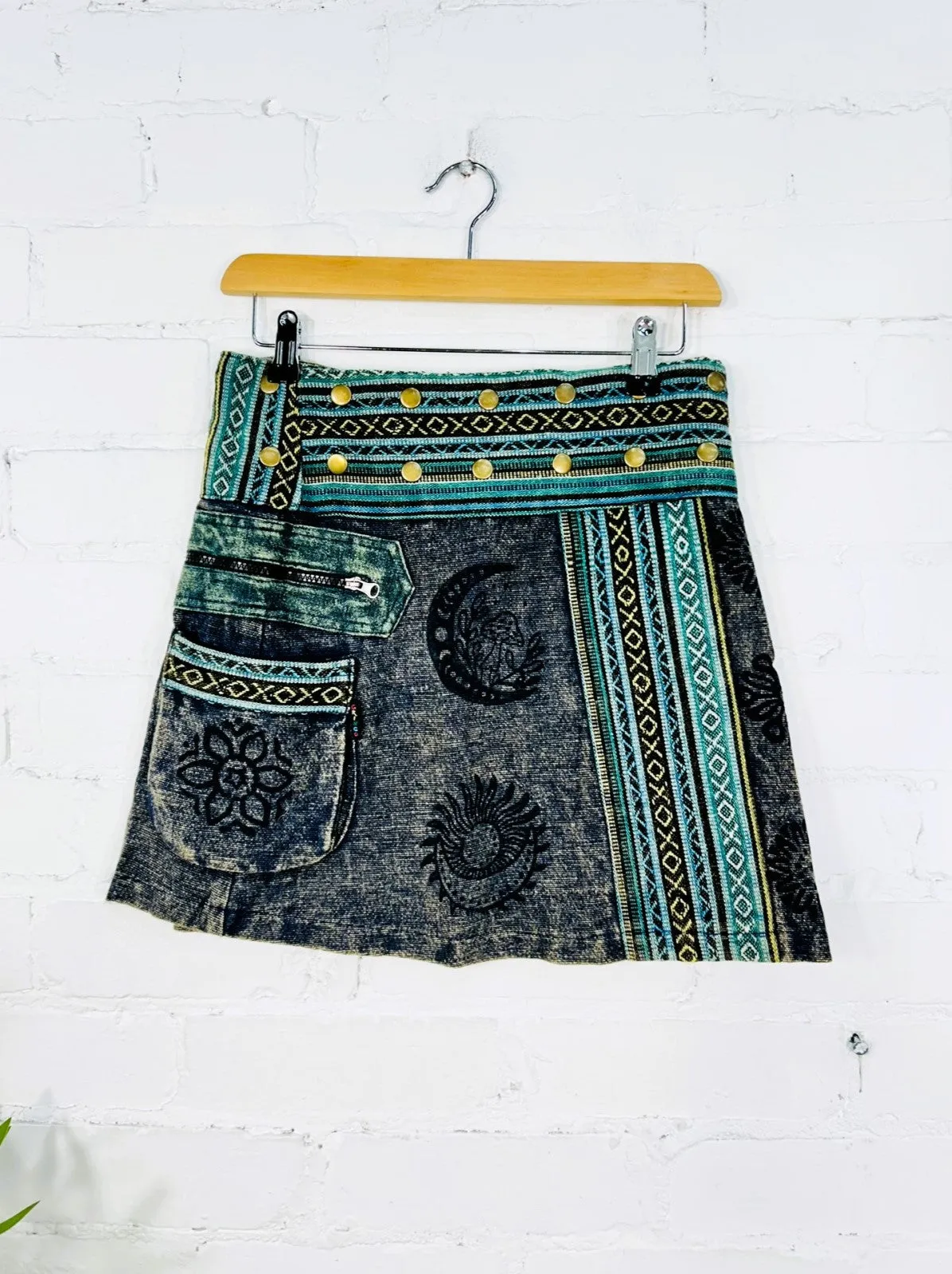 Short Popper Skirt
