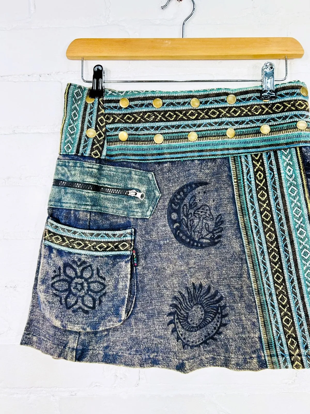 Short Popper Skirt