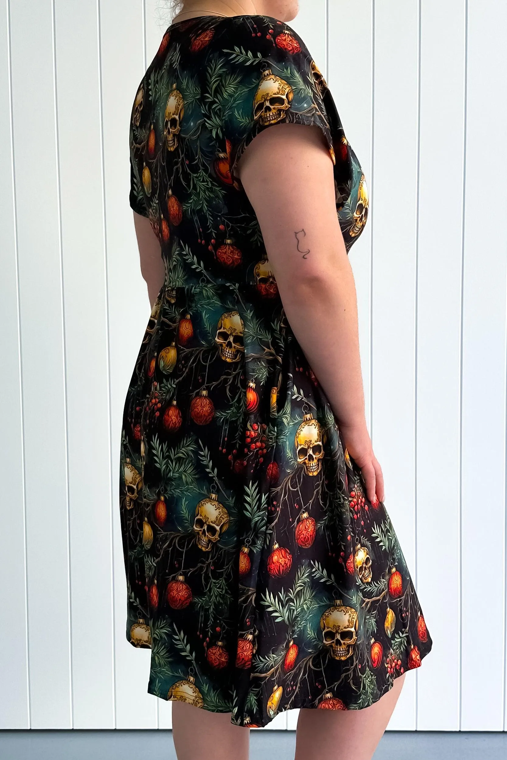 Skelly Christmas - Flutter Sleeve Skater Dress - Knee Length - Pockets