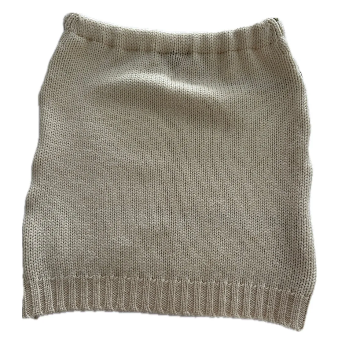 Small Bun Warmer Skirt - Cream with Red & Olive Pattern - 213