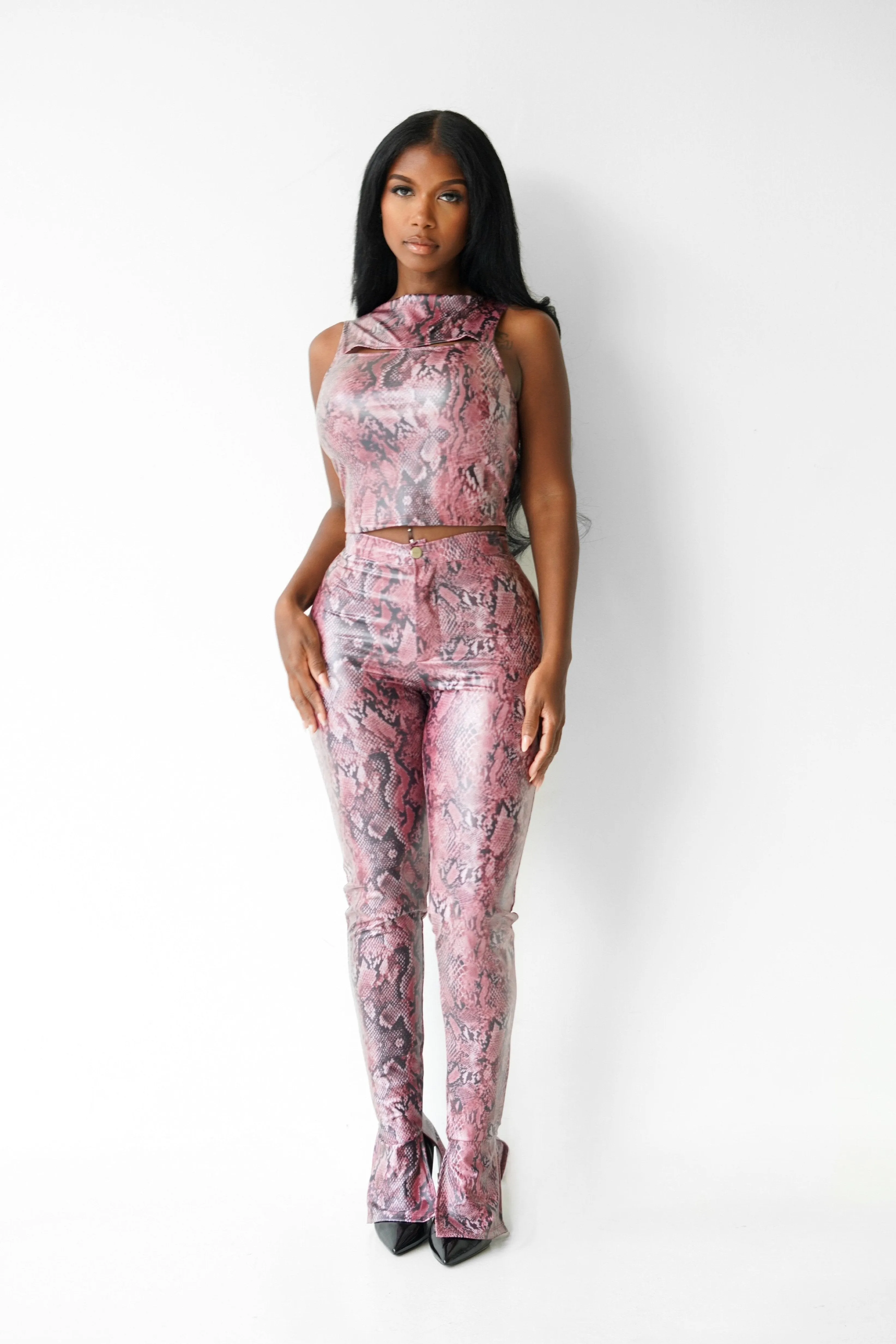 SNAKE IT UP PANT SET- PINK