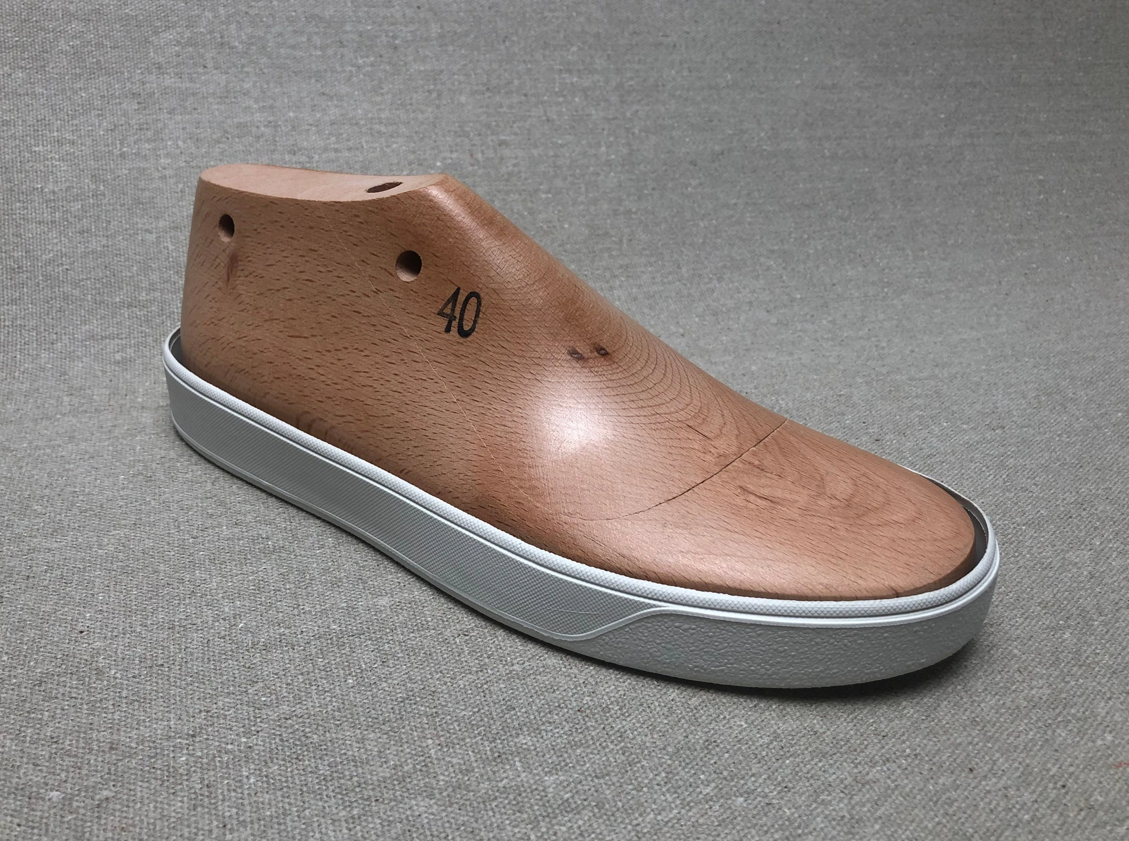 Sneaker last with cup sole, Sneaker making kit