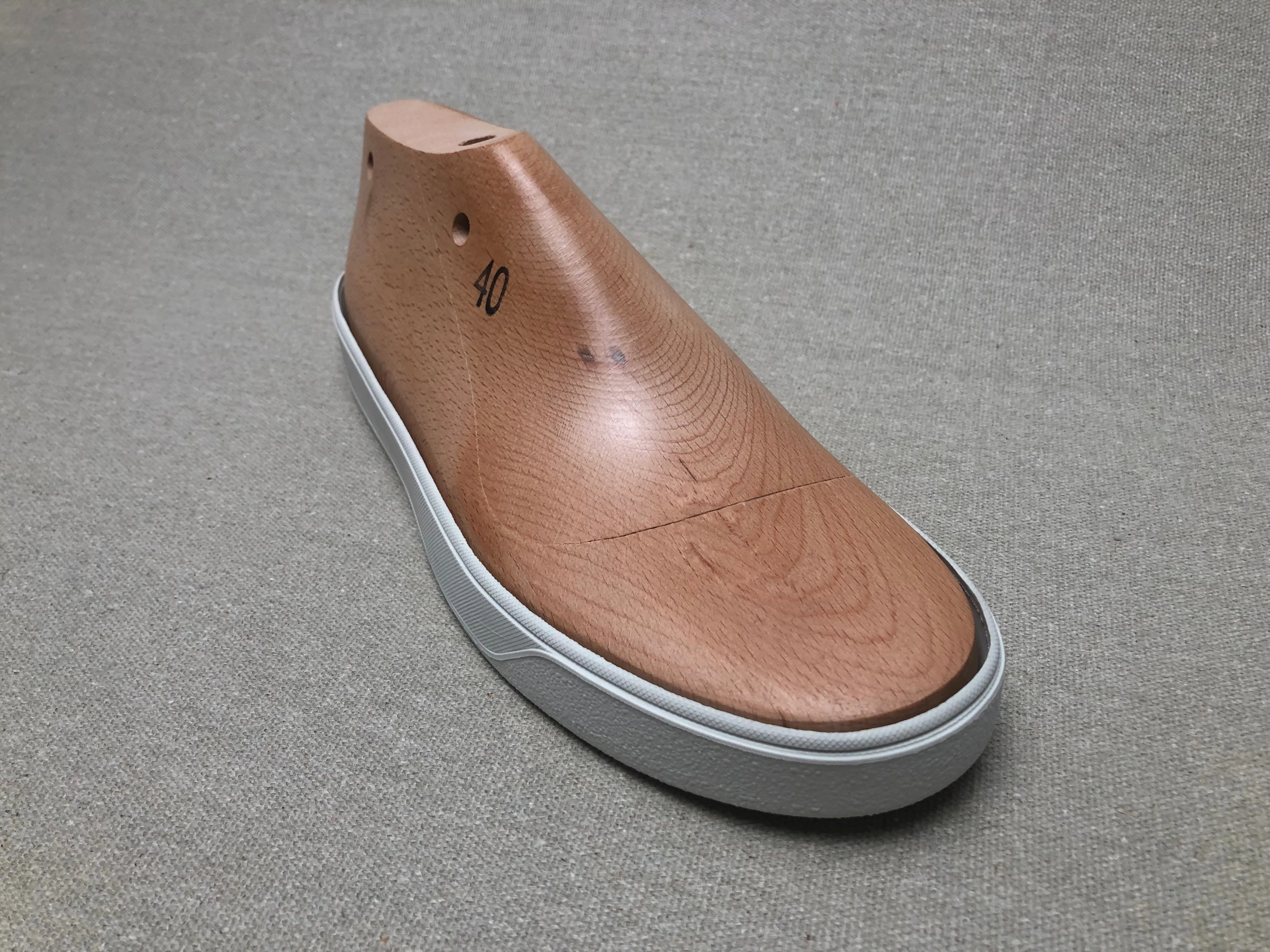 Sneaker last with cup sole, Sneaker making kit