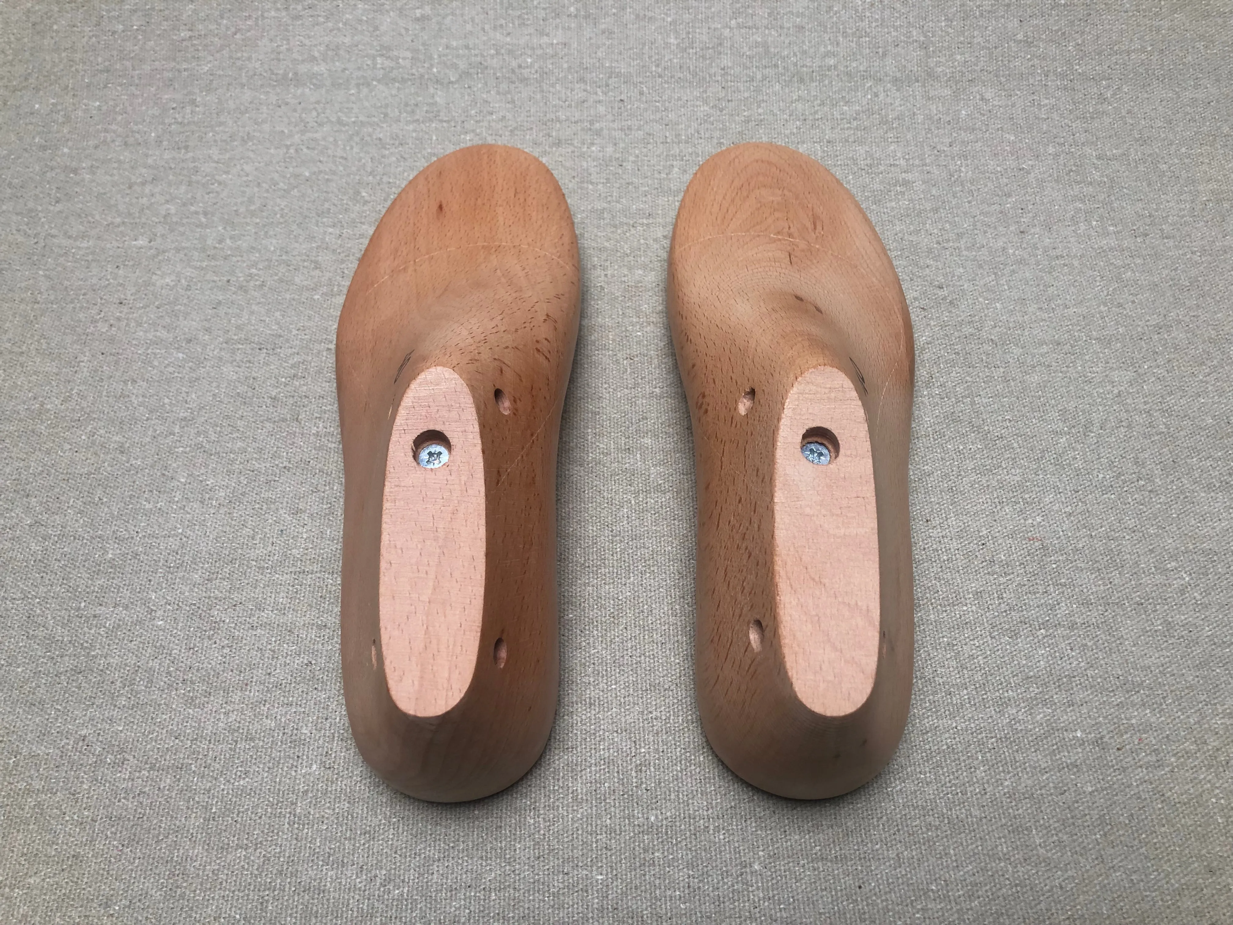 Sneaker last with cup sole, Sneaker making kit