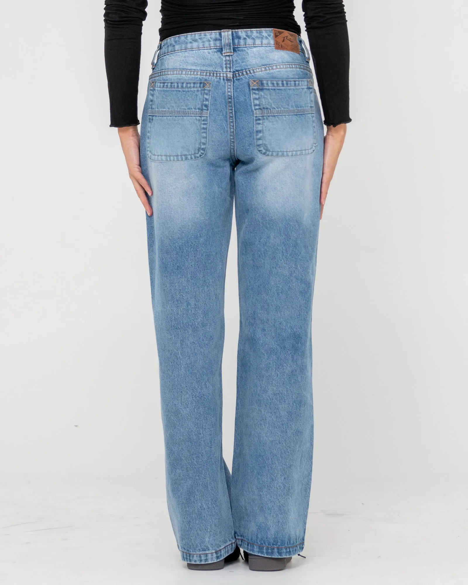 Suzy Straight Low Rise Jean