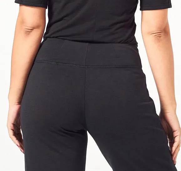 The Essential Straight Leg Pant