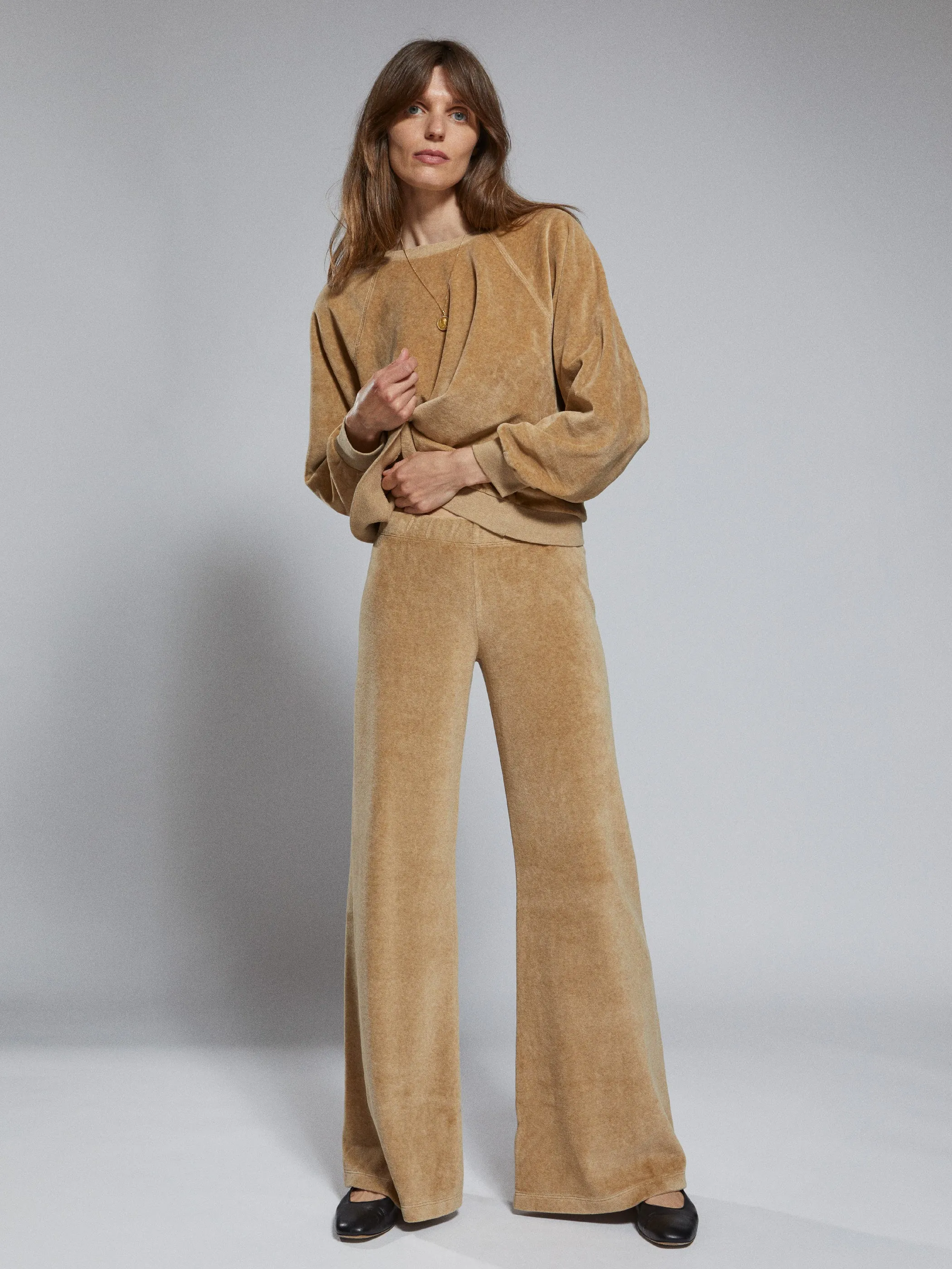 The Lito Low Rise Flare Pants in Velour