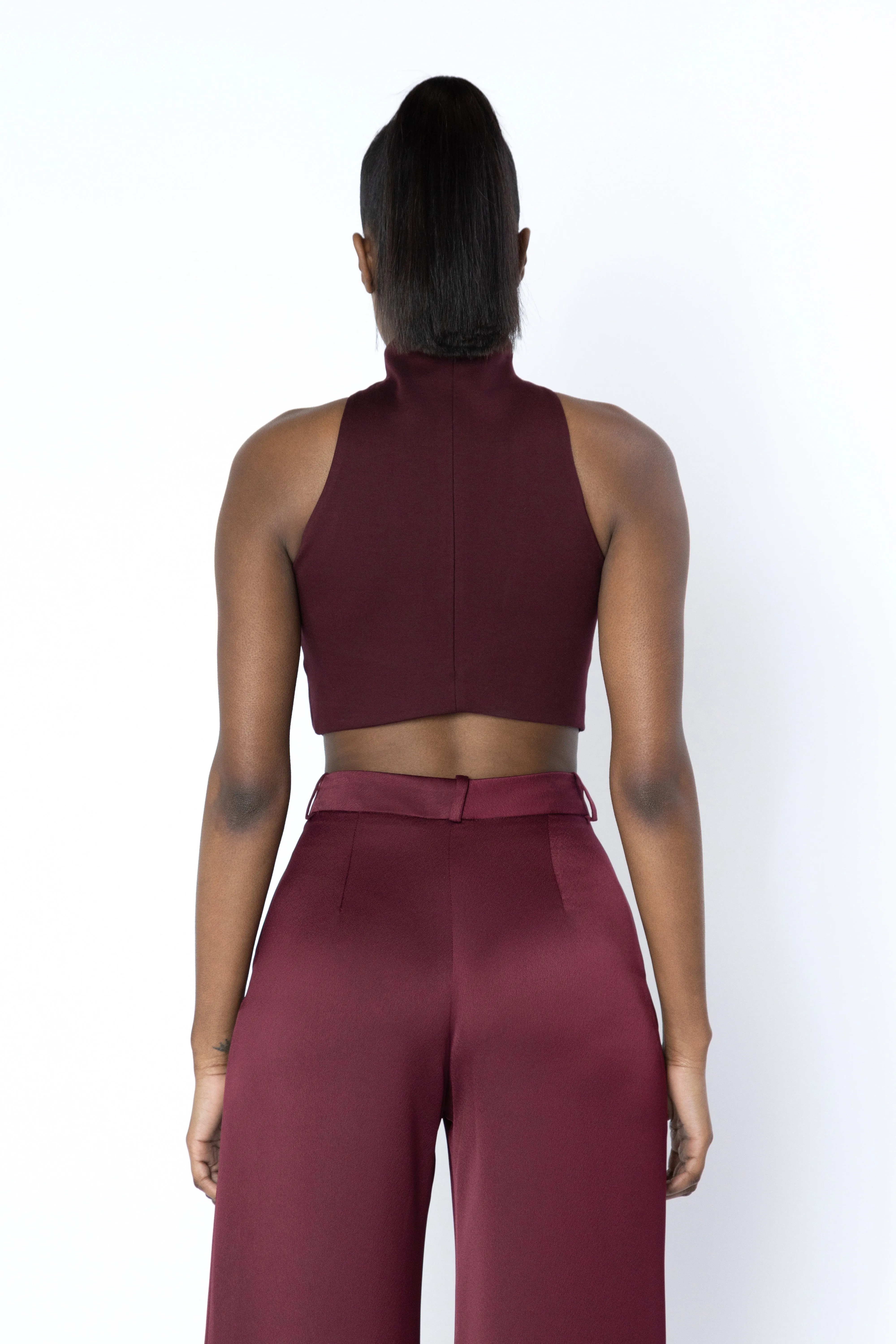 TITIAN Halter Knit Crop Top