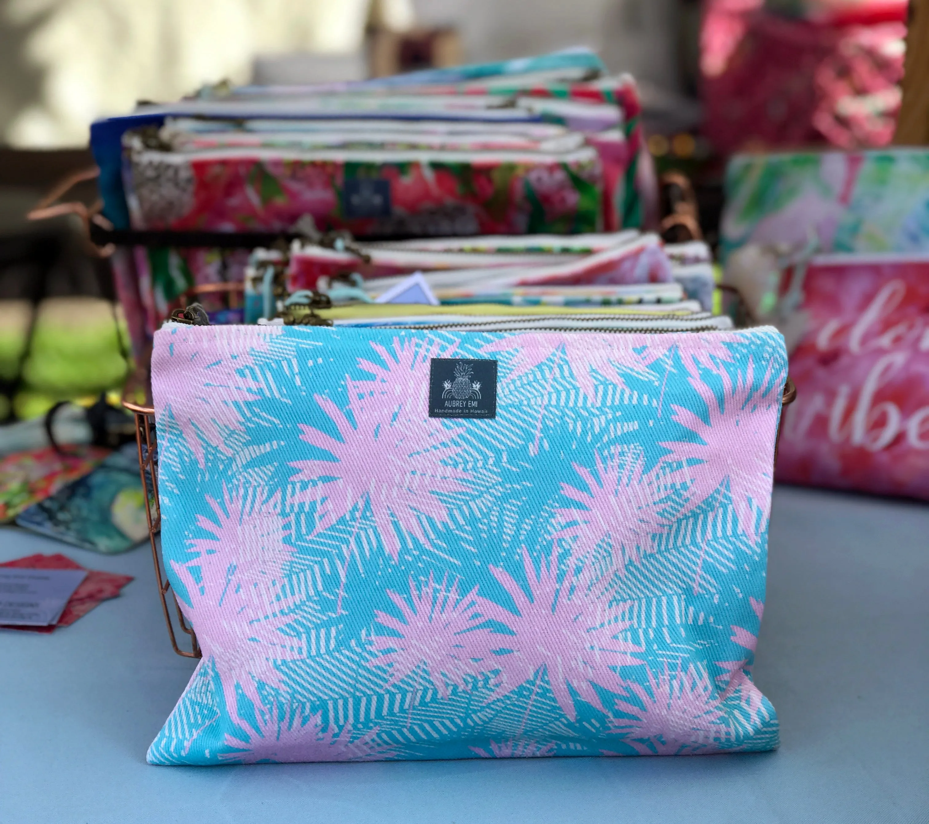 Tropical Fan Leaf Pouch (Sm/Med)