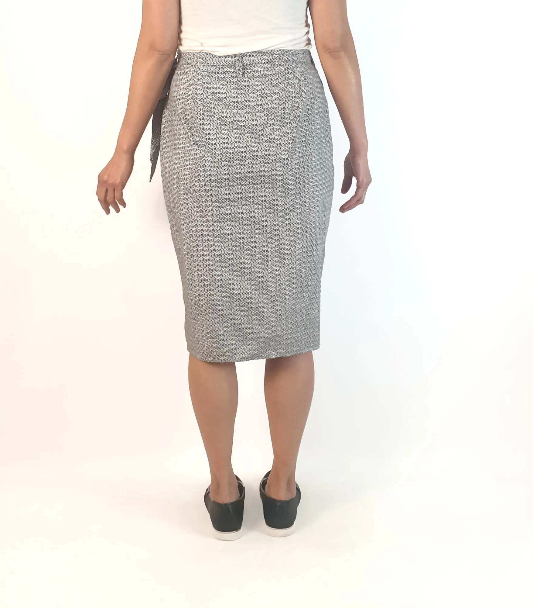 United Colours of Benetton unique print skirt size Small