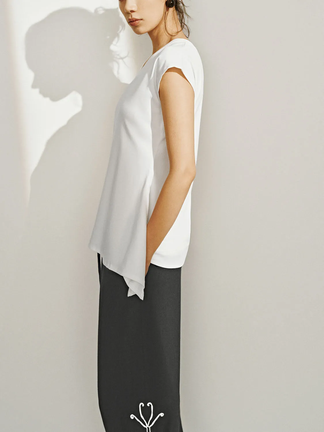 V-Neck Sleeveless T-Shirts