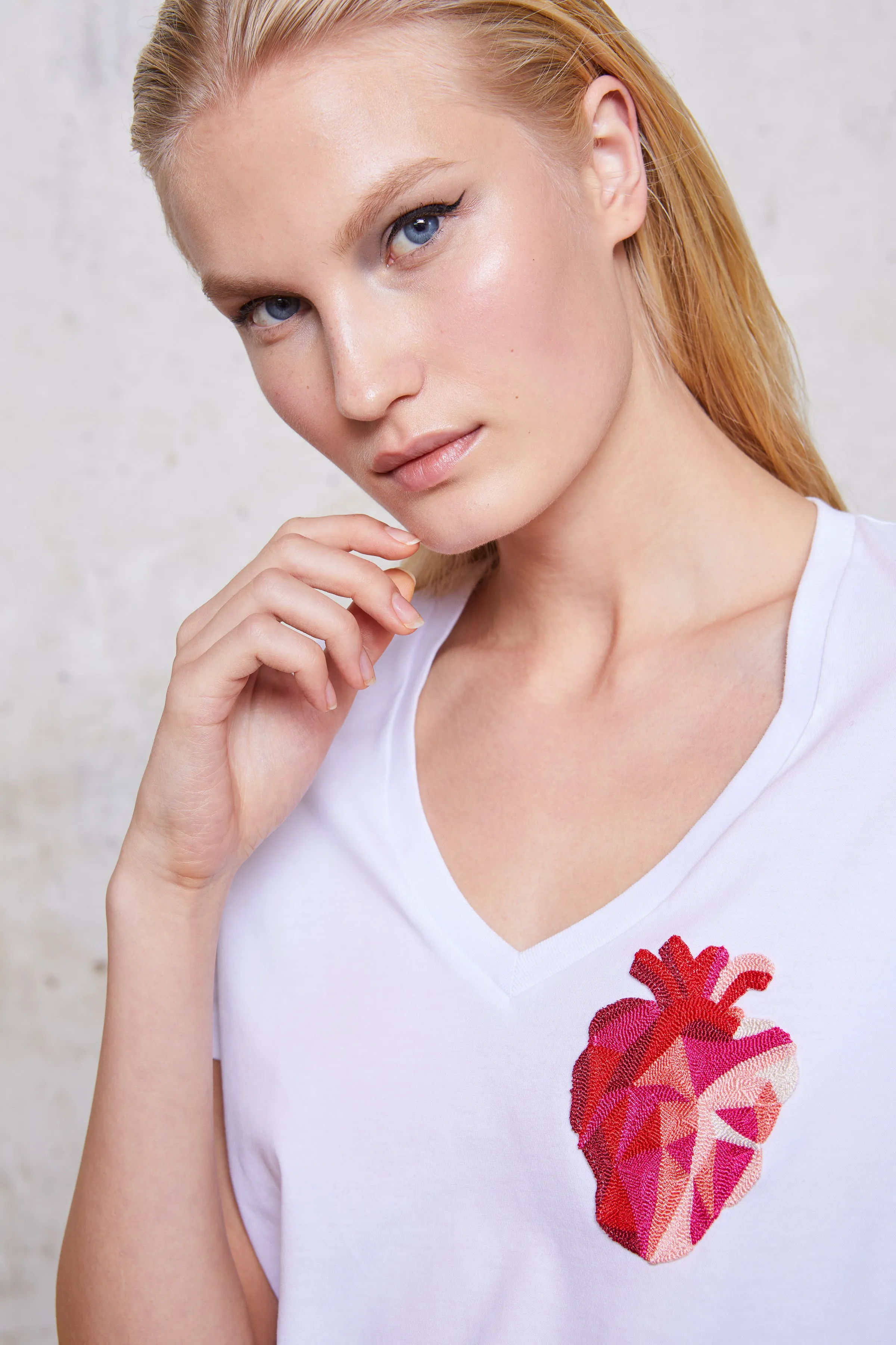 V Neck