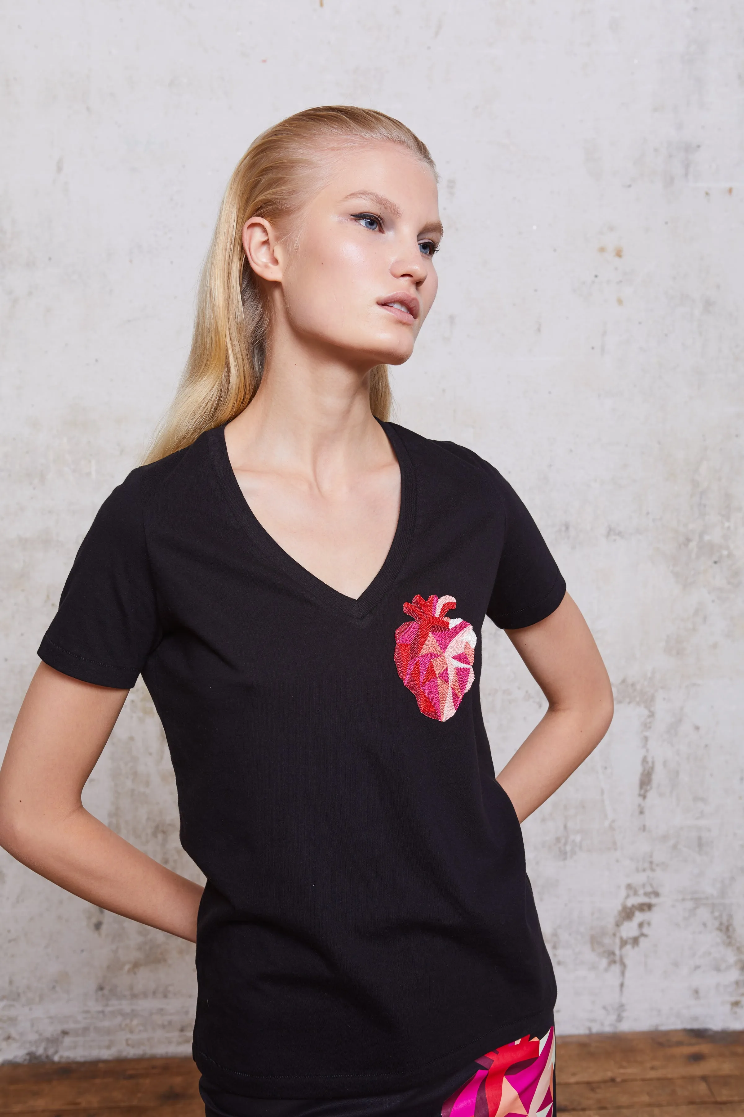 V Neck