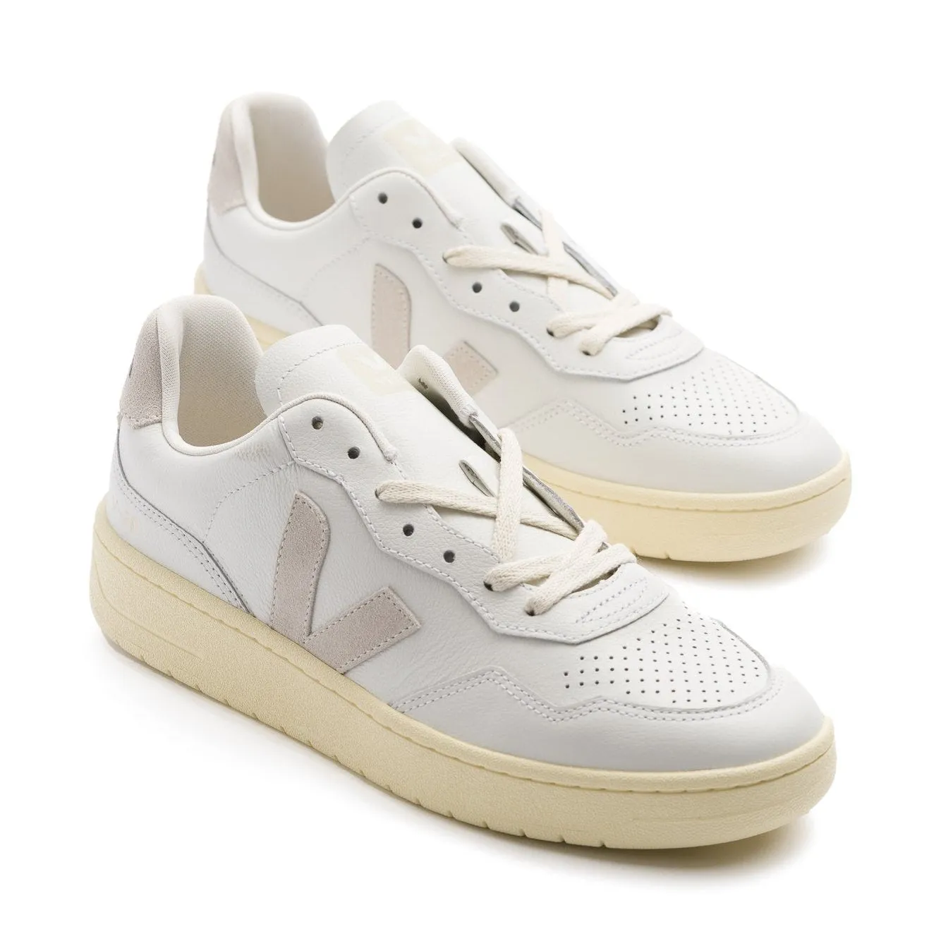 Veja V-90 Leather Shoe - Extra White/Natural