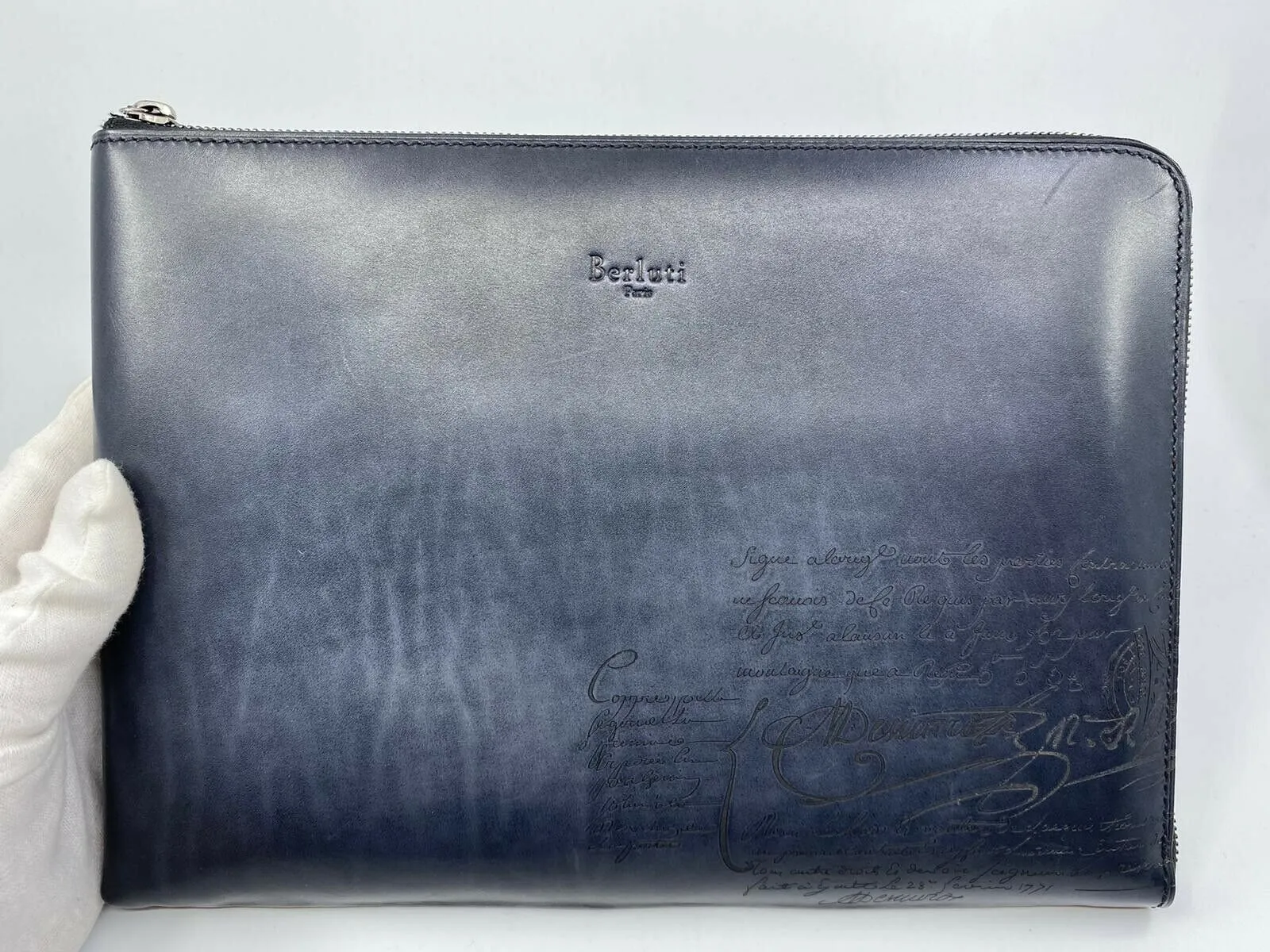 Venezia Scritto Nino Large Leather Clutch