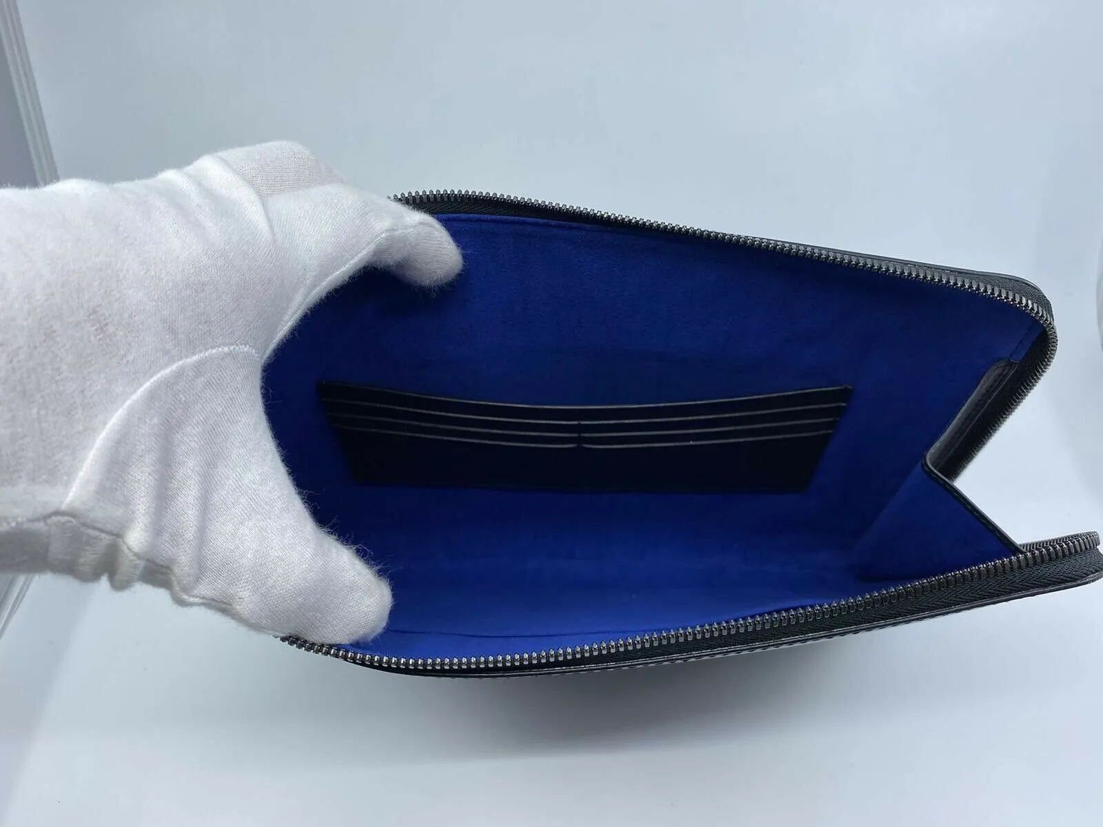 Venezia Scritto Nino Large Leather Clutch