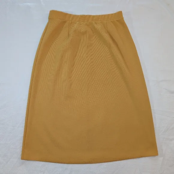 Vintage Gold Three Piece Coordinated Skirt/Pants Set - Large