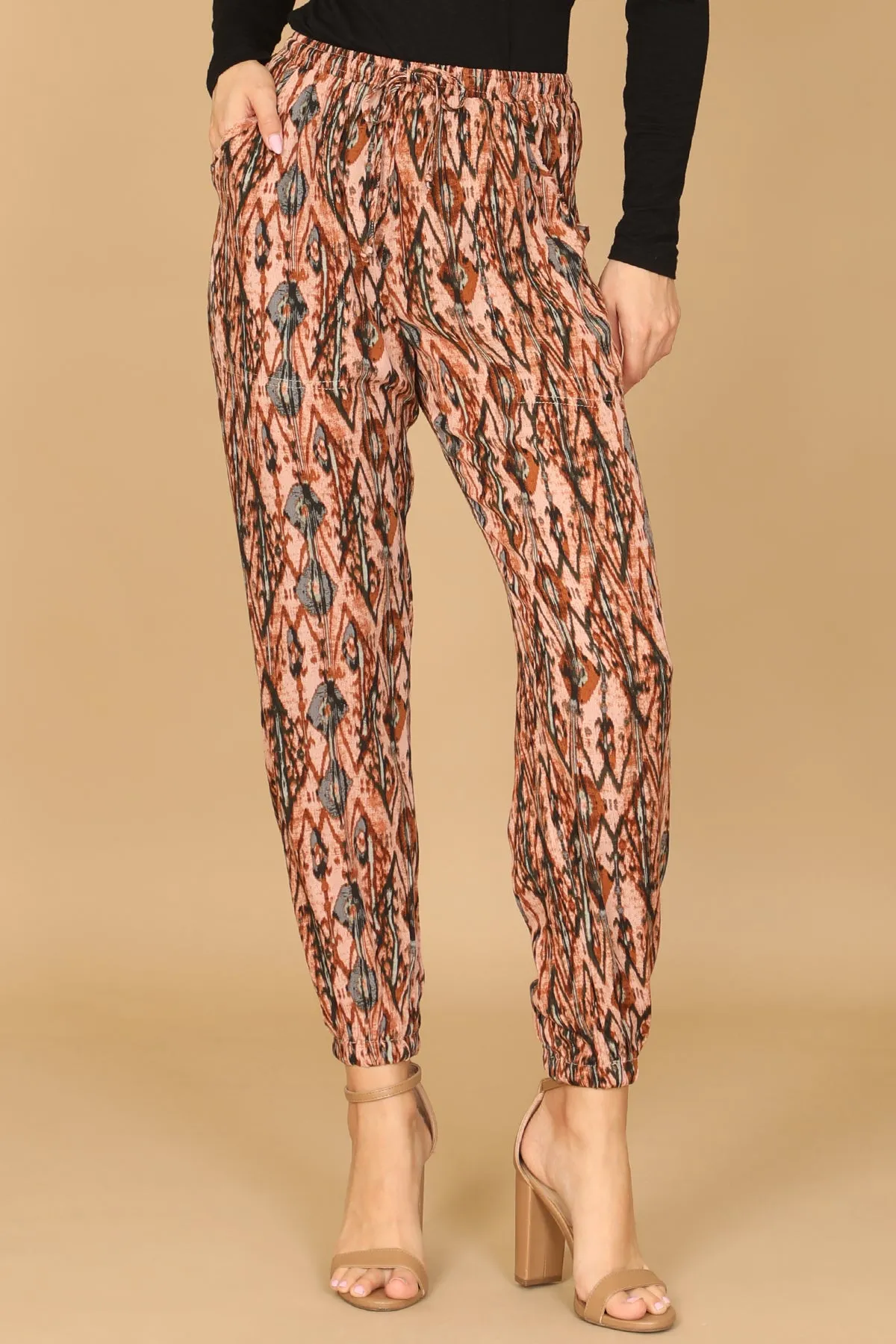 WAIST TIE PRINTED JOGGER PANTS