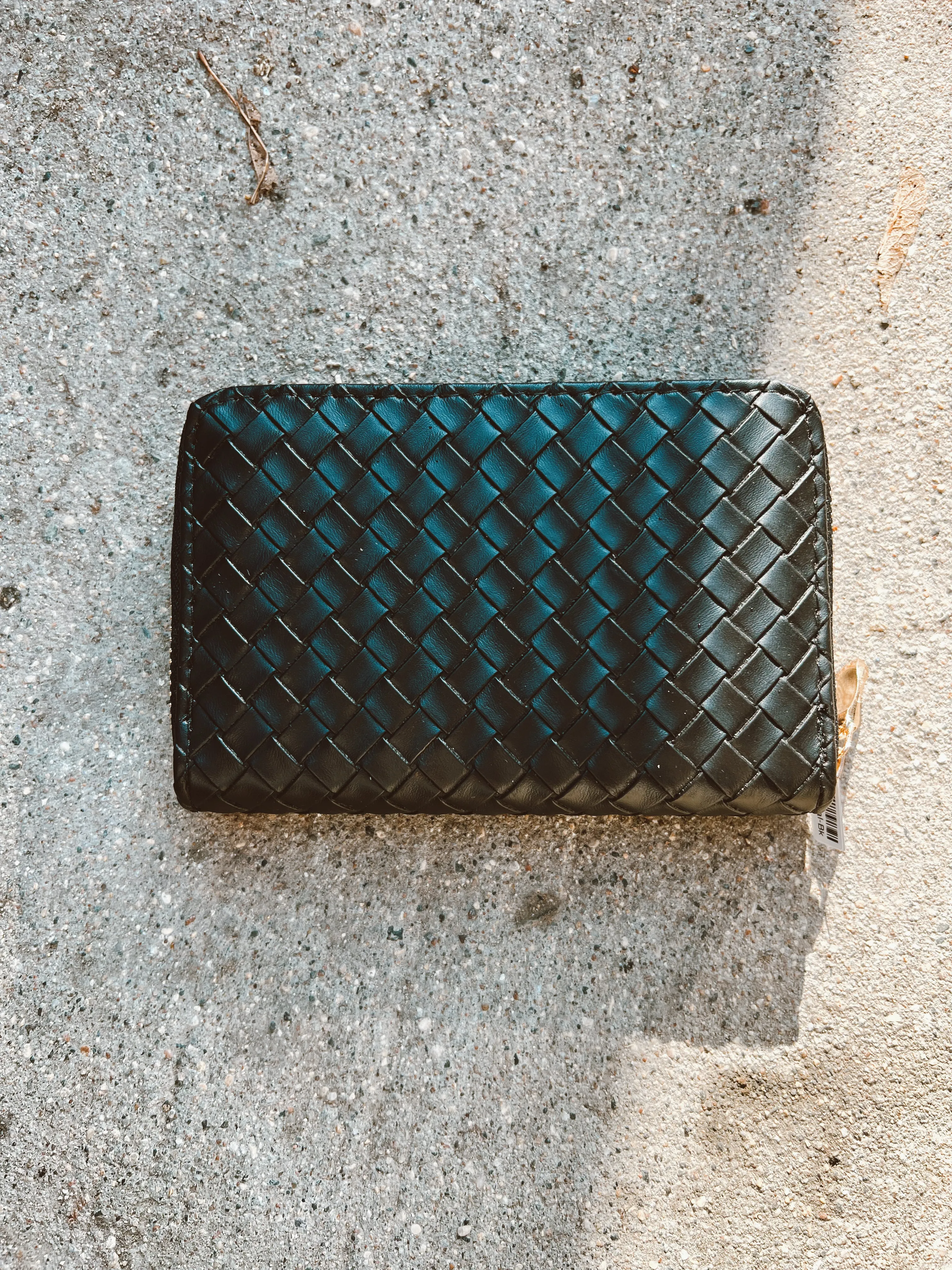 Weaved Wallet