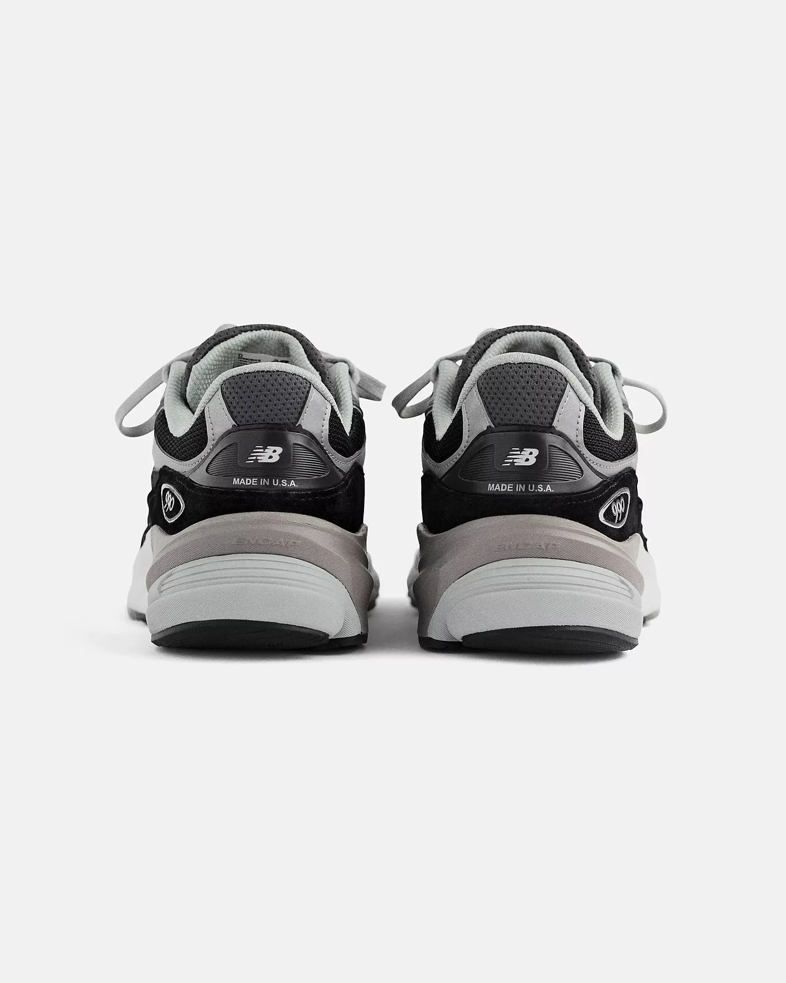 W's 990v6 'Made in USA' Black