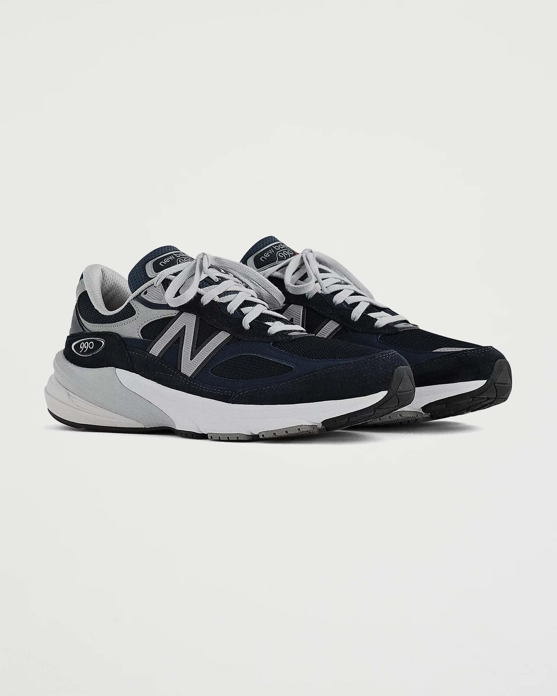 W's 990v6 'Made in USA' Navy